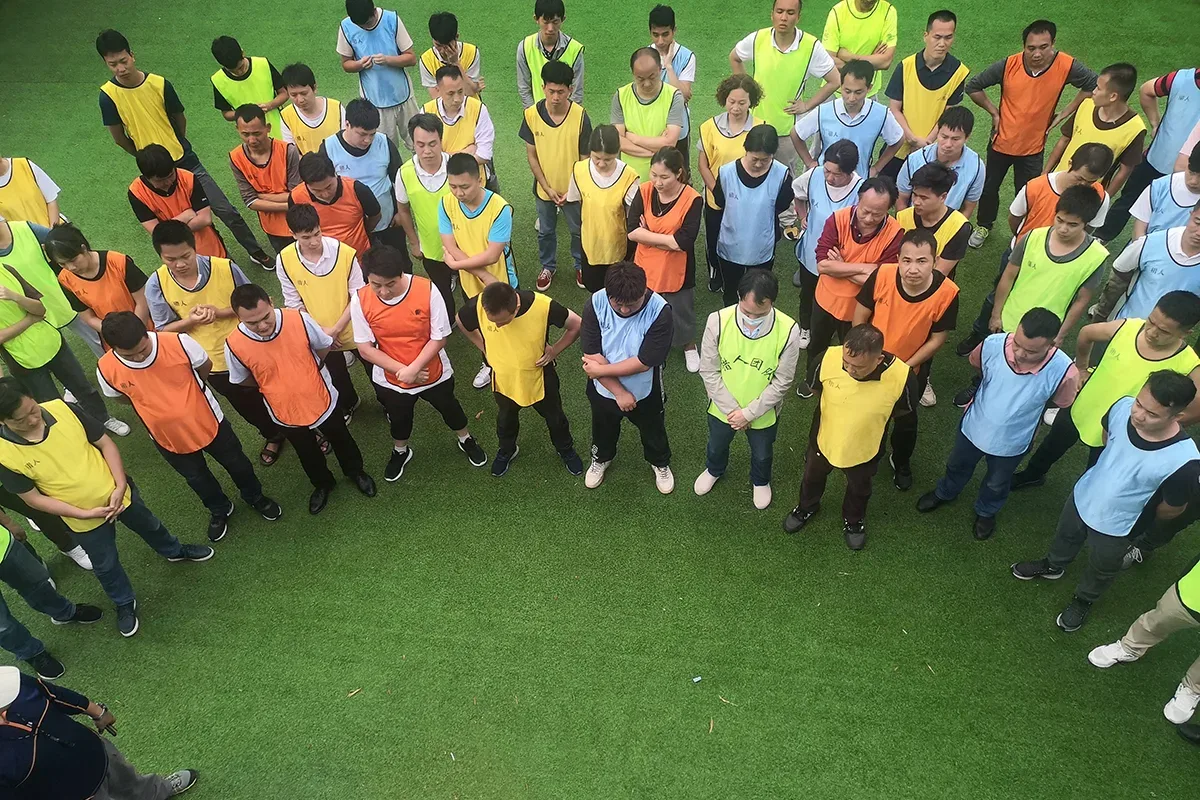 shengfeng car parts team